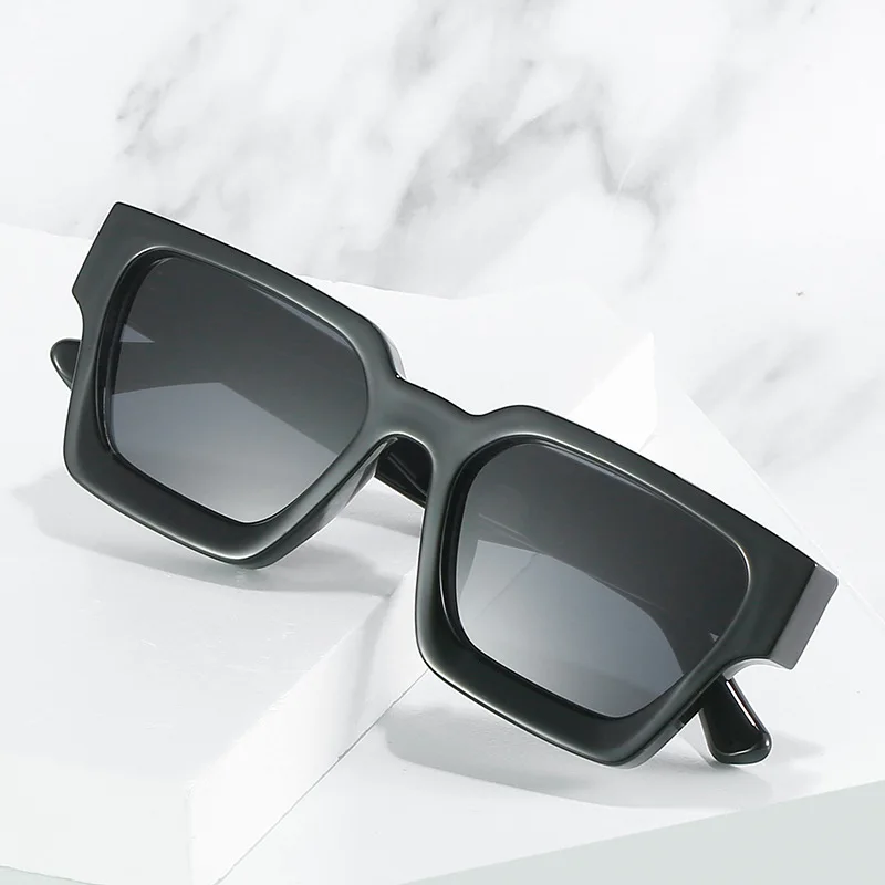 2022 Нови модни слънчеви очила в кутия, персонални дамски слънчеви очила в голяма рамка Изображение 2