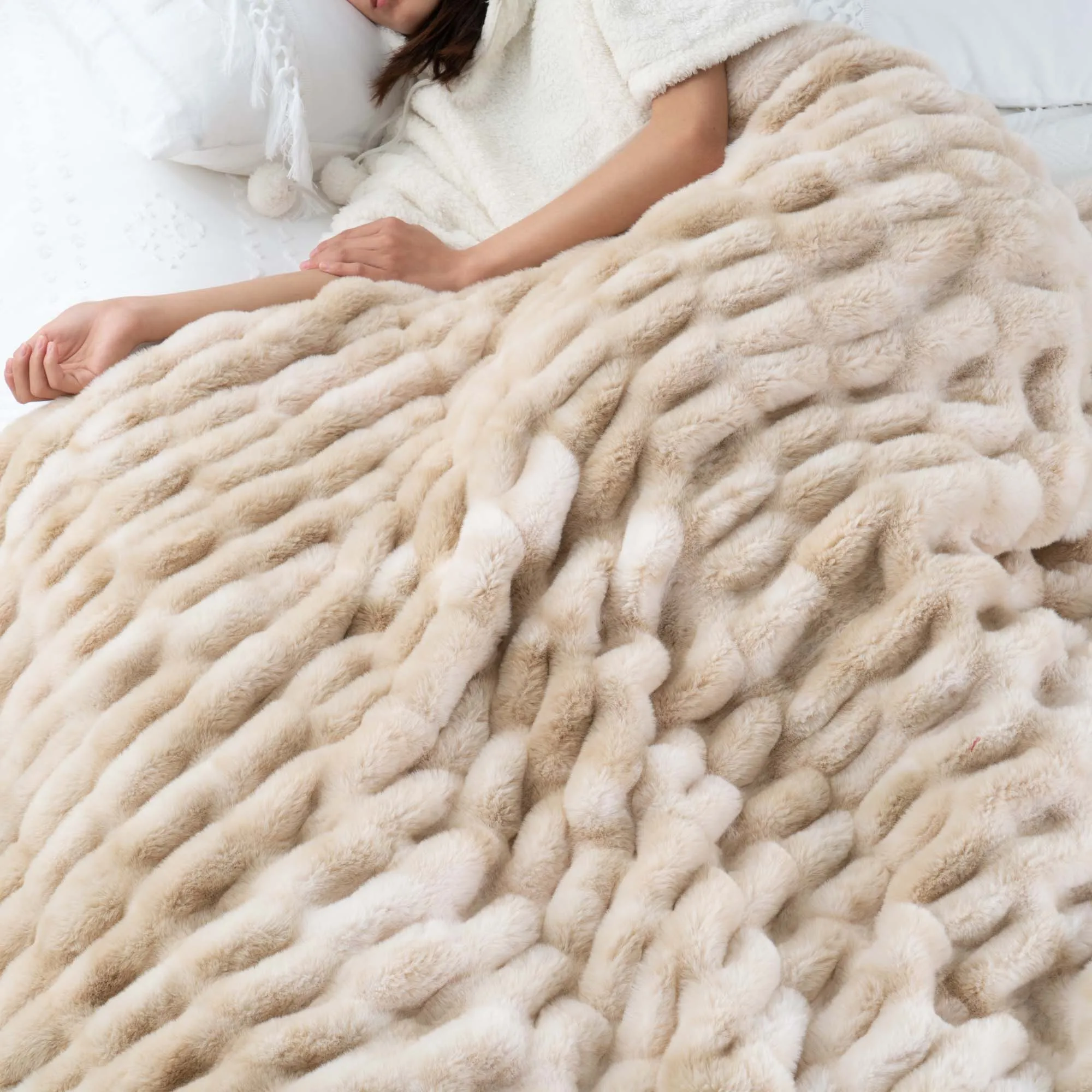 Battilo Луксозно одеяло от изкуствена кожа, каре, меховое зимата гъст пушистое одеало за диван, двустранно одеяло меховое Изображение 2