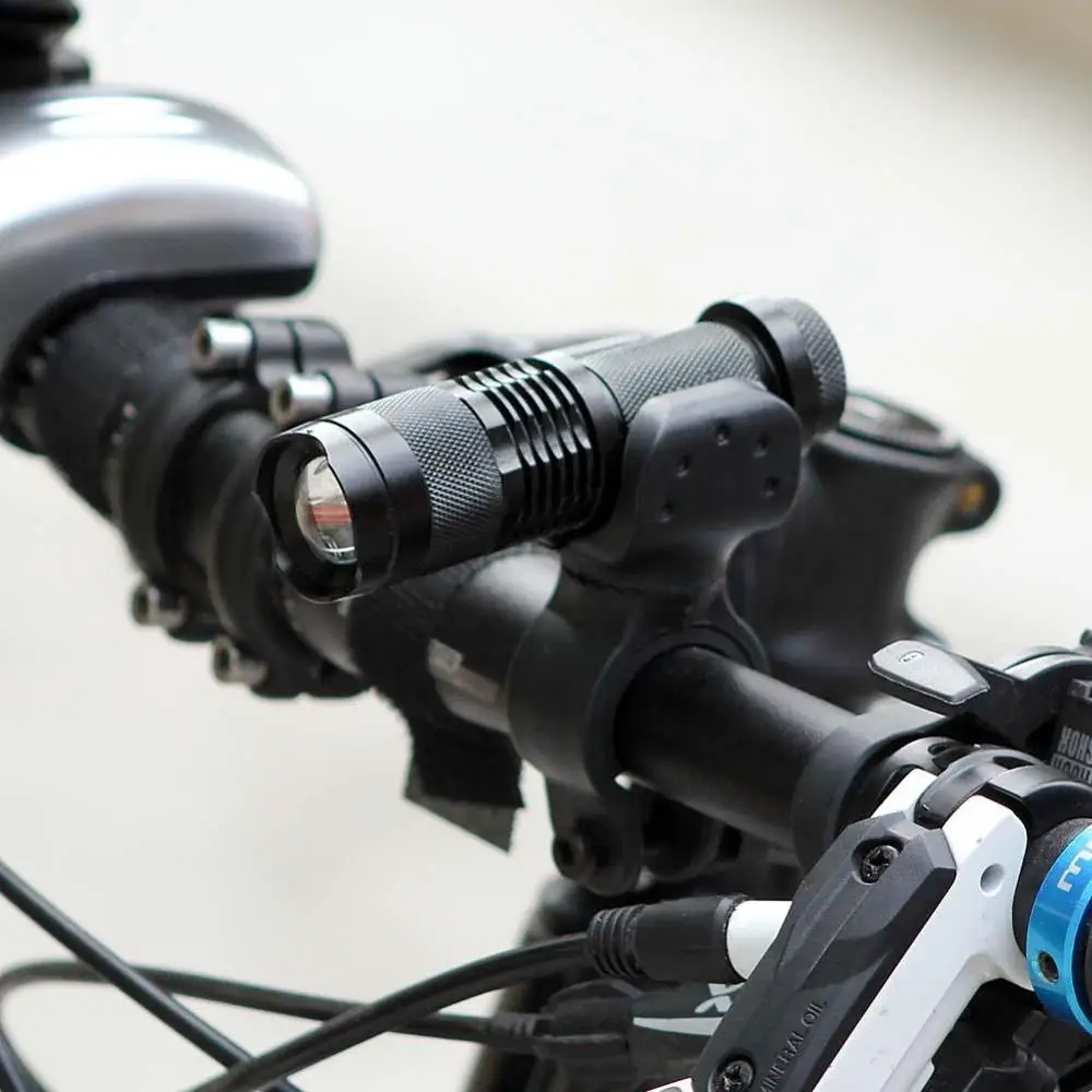 Велосипеден led предни фенер с въртяща се на 360 градуса светлинен титуляра, Регулируем фокус, Акумулаторна фенерче, НОВОСТ 2021 г. Изображение 2