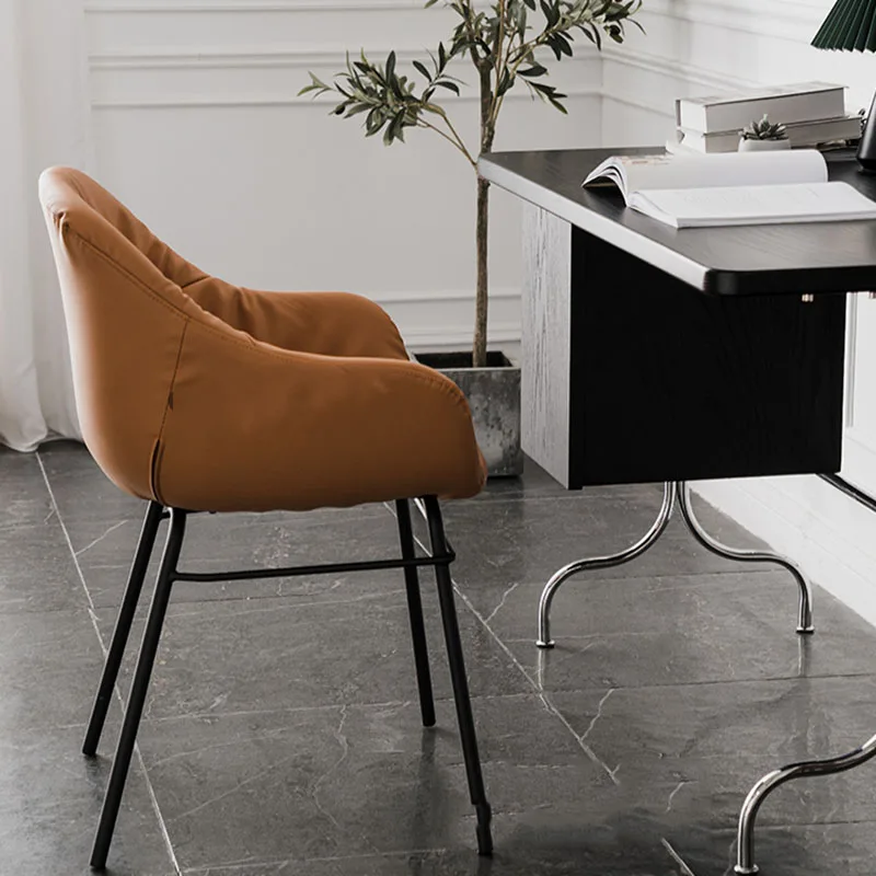 Възглавници Черни Метални Крака места за хранене столове Модерен комплект Луксозни Кожени Офис Ергономичен Скандинавски стол Дизайнерски мебели Vanity Sillas Изображение 2