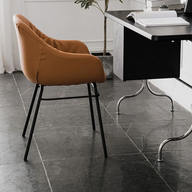 Възглавници Черни Метални Крака места за хранене столове Модерен комплект Луксозни Кожени Офис Ергономичен Скандинавски стол Дизайнерски мебели Vanity Sillas Изображение 4