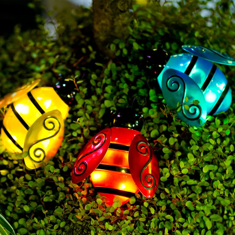 Градински декоративни соларни лампи led улични водоустойчив стенни лампи във формата на калинка на слънчеви батерии за градината на вилата, на двора, на балкона Изображение 4