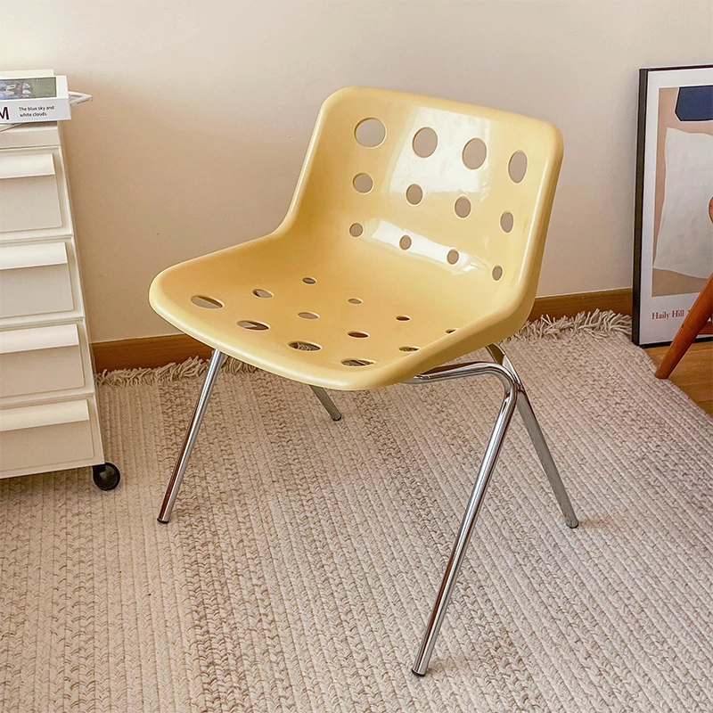 Дизайнерски стил: Средновековен евтин стол, френски ретро-облегалка, выдолбленный стол Изображение 0
