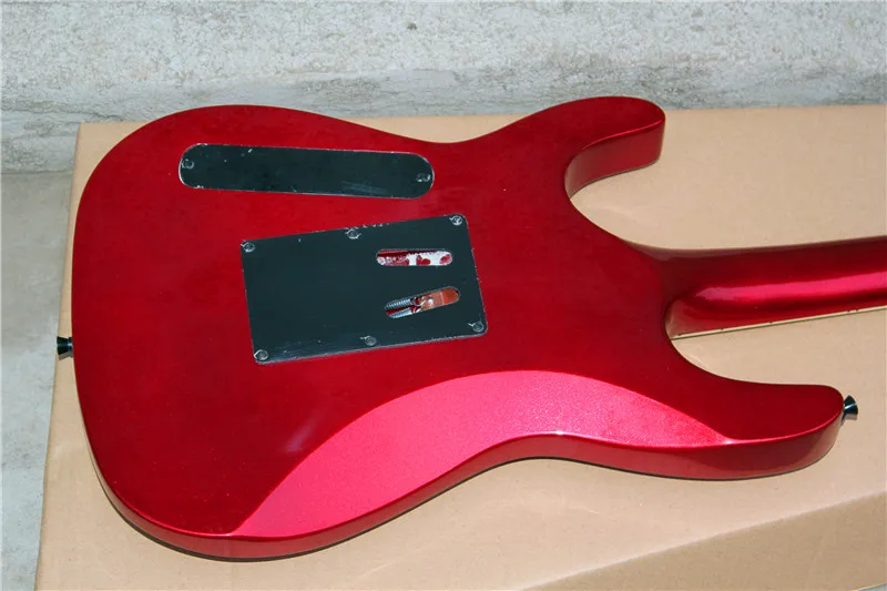 Изработена по Поръчка Електрическа китара с Метални Червен Корпус с Черен мост Тремоло, Предложението за поръчка Изображение 3