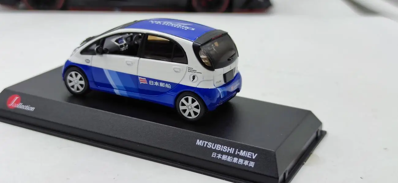 Модел от сплав MITSU BISHI I-MIEV 1:43 Ретро автомобил, метални играчки за деца, хвърли под налягане подарък Изображение 2