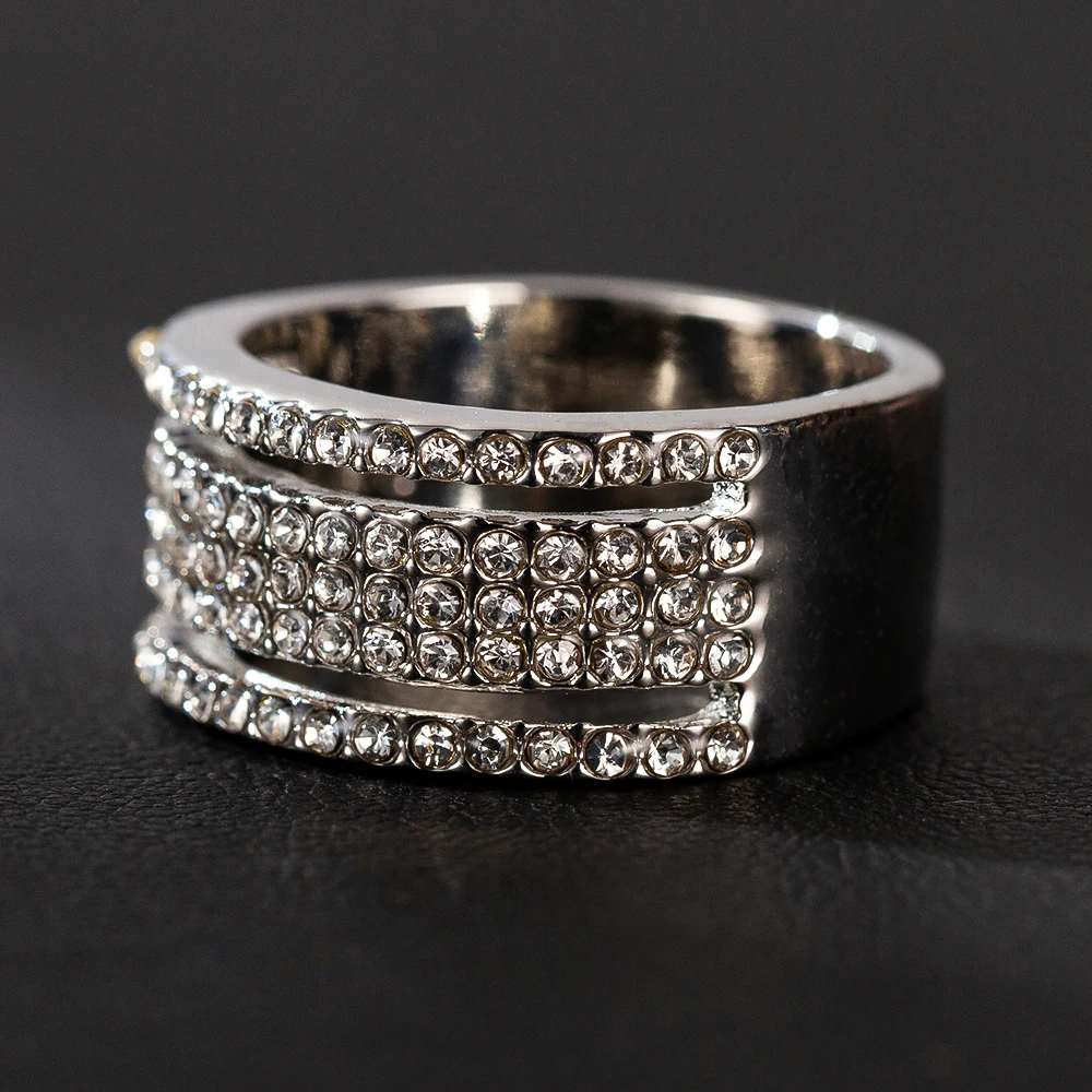 Нови Блестящи кристални сватбени пръстени за жени, Дамски бляскава сватба пръстени, аксесоари за партита, Модни бижута, подаръци за момичета Изображение 1